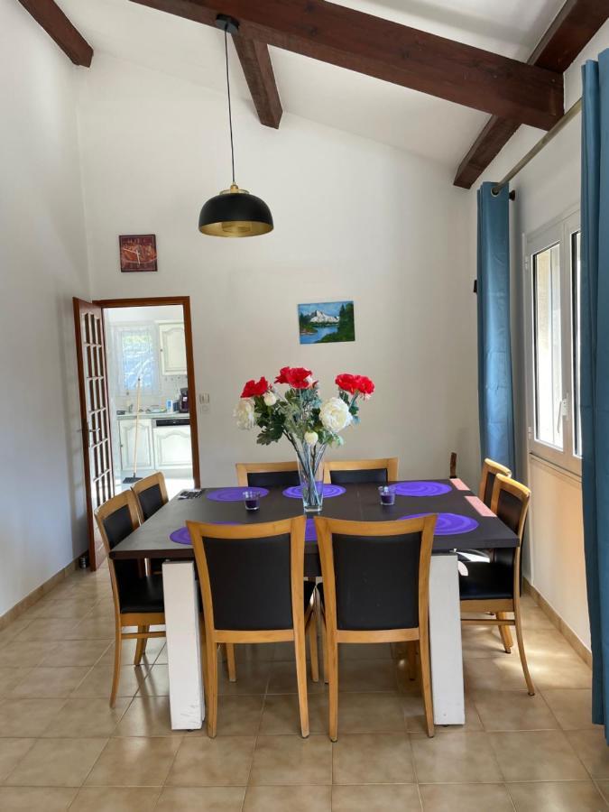 Villa Tous Conforts Avec Piscine Privee Et Acces Plage Сервион Екстериор снимка