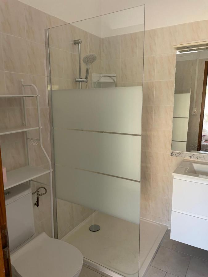 Villa Tous Conforts Avec Piscine Privee Et Acces Plage Сервион Екстериор снимка